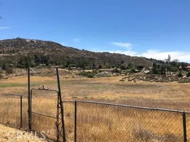 27475 Cornell, Hemet, CA 92544