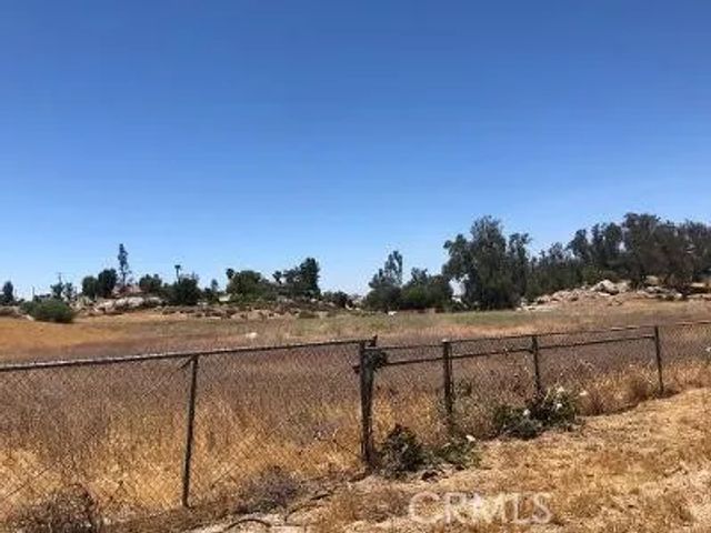 27475 Cornell, Hemet, CA 92544