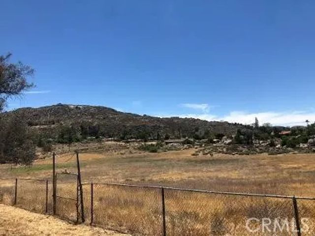 27475 Cornell, Hemet, CA 92544