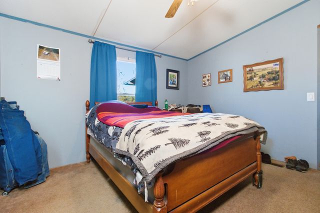 402 State Highway 142, Bakersfield, MO 65609