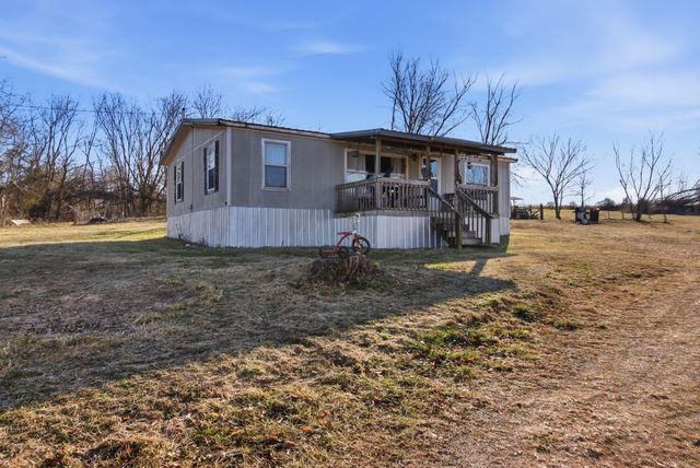 402 State Highway 142, Bakersfield, MO 65609