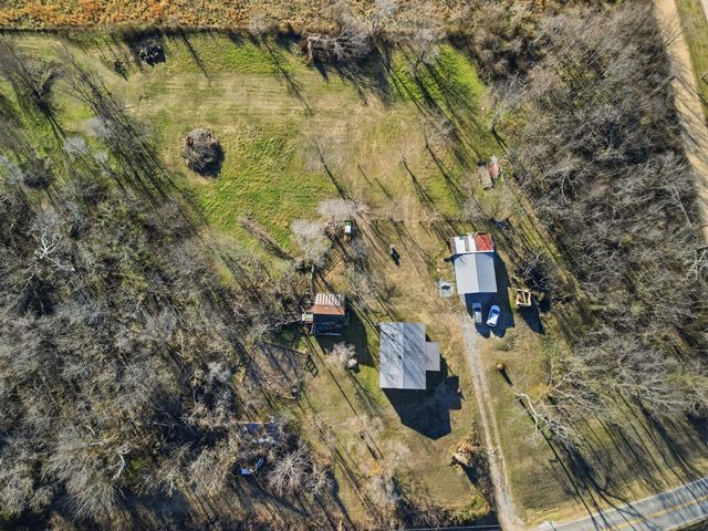 402 State Highway 142, Bakersfield, MO 65609