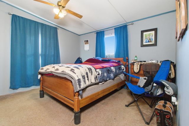 402 State Highway 142, Bakersfield, MO 65609