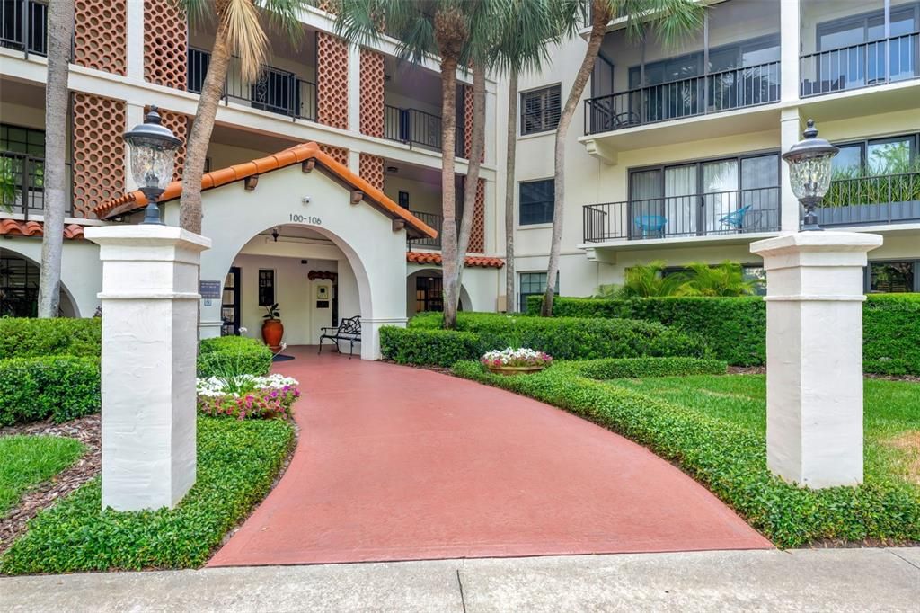 100 S INTERLACHEN AVENUE 410F, Winter Park, FL 32789