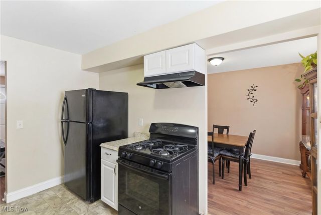 4011 Crest Drive, Cleveland, OH 44109