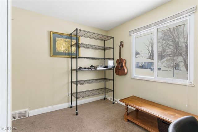 4011 Crest Drive, Cleveland, OH 44109