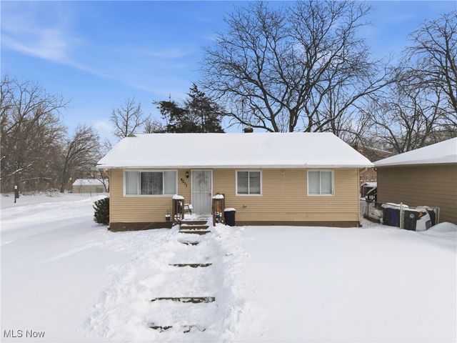 4011 Crest Drive, Cleveland, OH 44109