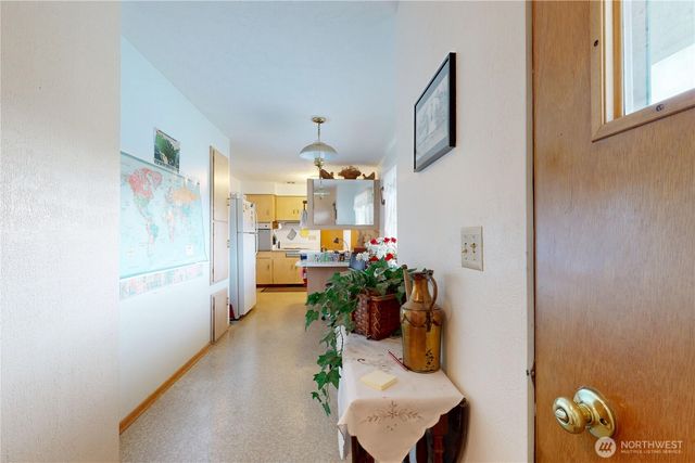 1513 SE Central Avenue, College Place, WA 99324