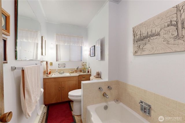 1513 SE Central Avenue, College Place, WA 99324