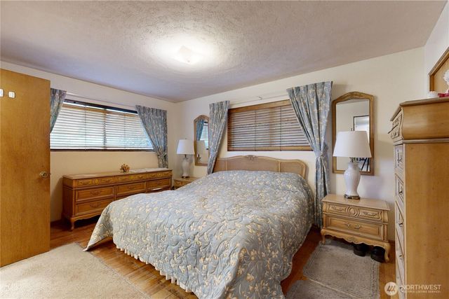 1513 SE Central Avenue, College Place, WA 99324