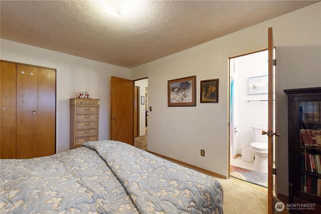 1513 SE Central Avenue, College Place, WA 99324