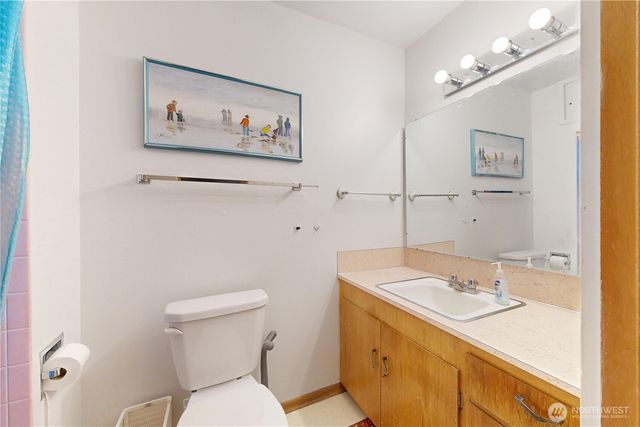 1513 SE Central Avenue, College Place, WA 99324