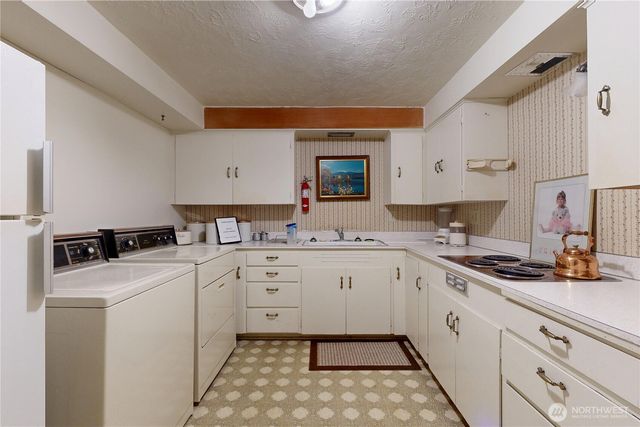 1513 SE Central Avenue, College Place, WA 99324