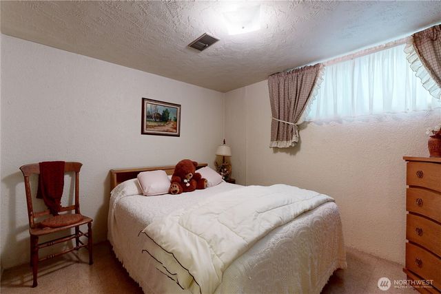 1513 SE Central Avenue, College Place, WA 99324