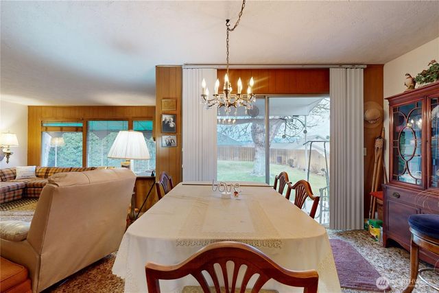 1513 SE Central Avenue, College Place, WA 99324