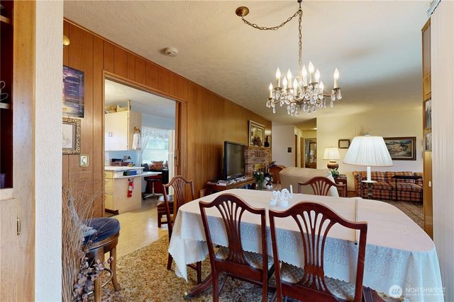 1513 SE Central Avenue, College Place, WA 99324