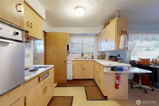 1513 SE Central Avenue, College Place, WA 99324