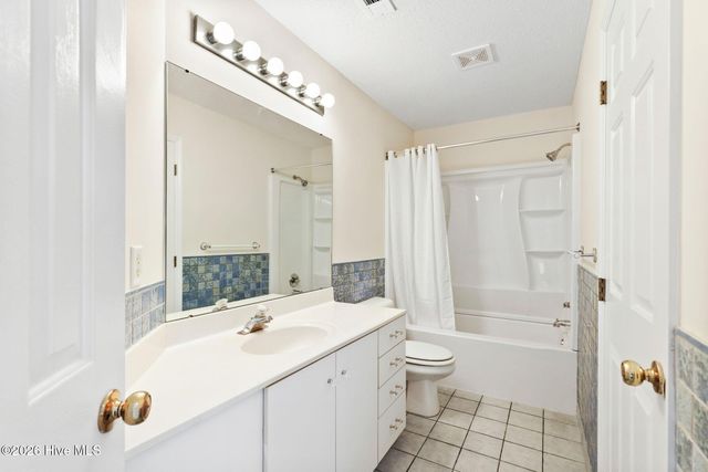 717 Settlers Lane, Kure Beach, NC 28449