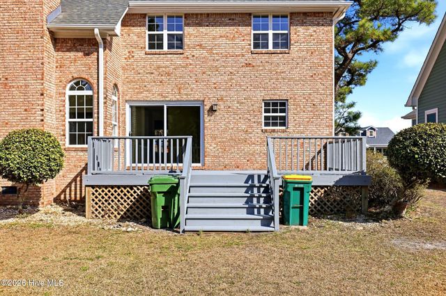 717 Settlers Lane, Kure Beach, NC 28449