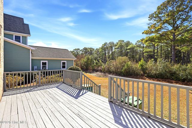 717 Settlers Lane, Kure Beach, NC 28449