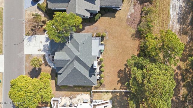 717 Settlers Lane, Kure Beach, NC 28449
