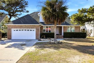 717 Settlers Lane, Kure Beach, NC 28449