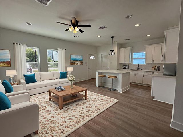 243 Broadhurst Drive A, Houston, TX 77047