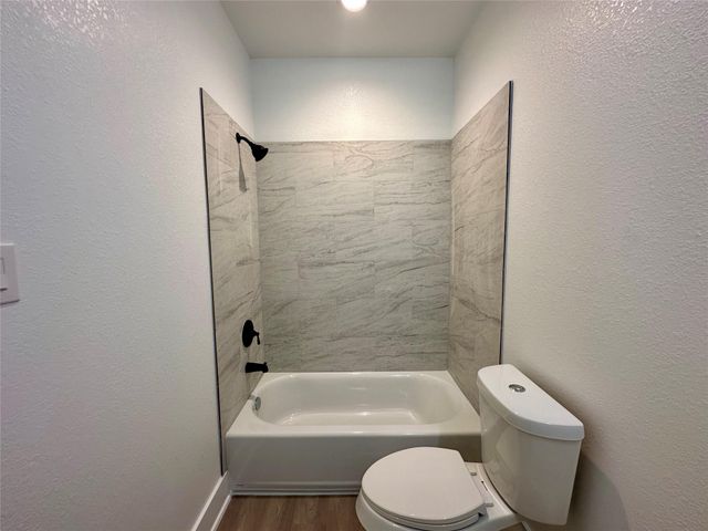 243 Broadhurst Drive A, Houston, TX 77047