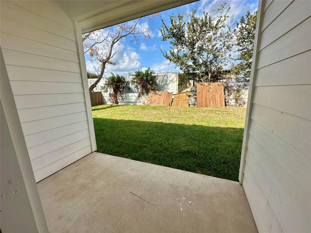 243 Broadhurst Drive A, Houston, TX 77047