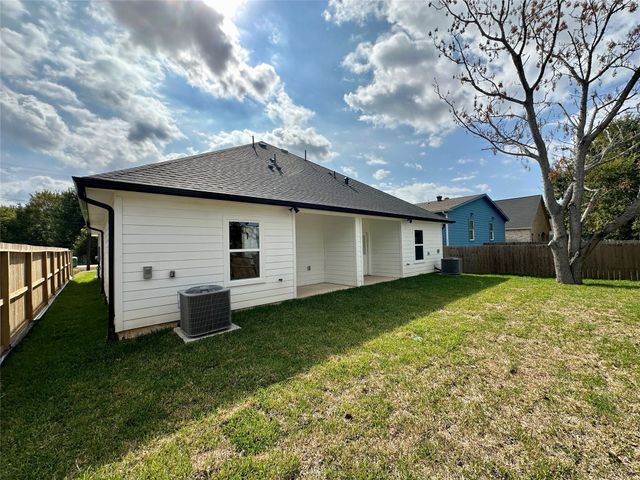 243 Broadhurst Drive A, Houston, TX 77047