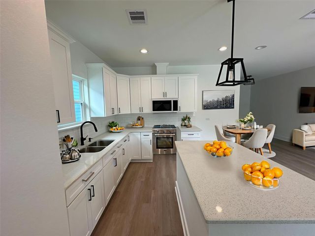 243 Broadhurst Drive A, Houston, TX 77047