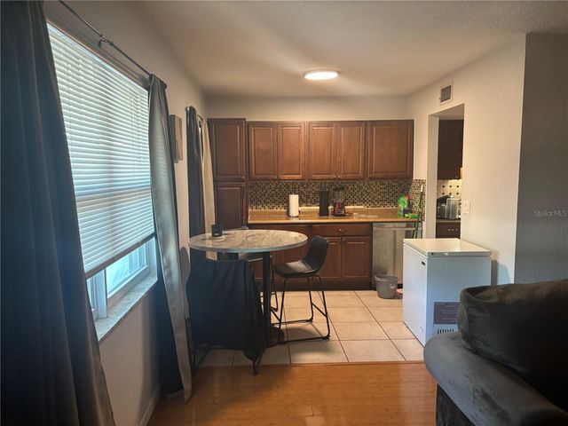 6080 22ND AVENUE N 3, St Petersburg, FL 33710