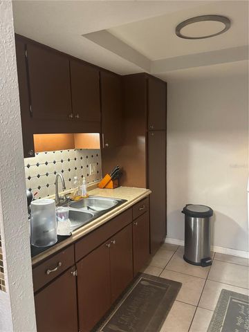 6080 22ND AVENUE N 3, St Petersburg, FL 33710