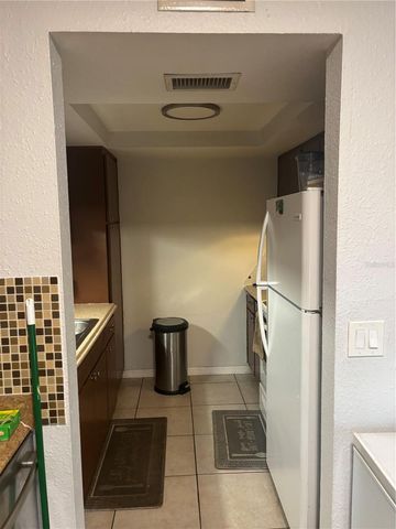 6080 22ND AVENUE N 3, St Petersburg, FL 33710