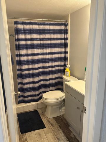 6080 22ND AVENUE N 3, St Petersburg, FL 33710