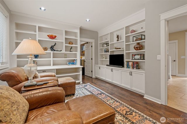 6 Forest Glen Lane SW, Lakewood, WA 98498