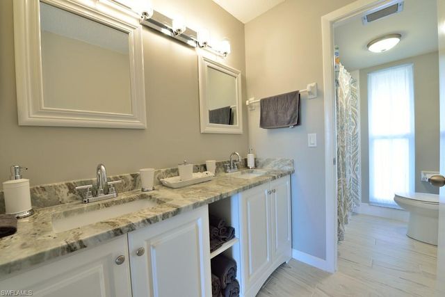 229 Palm DR 229-2, Naples, FL 34112