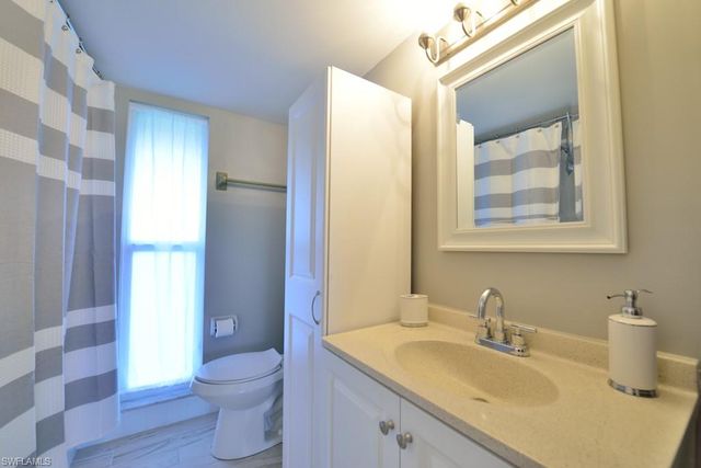 229 Palm DR 229-2, Naples, FL 34112