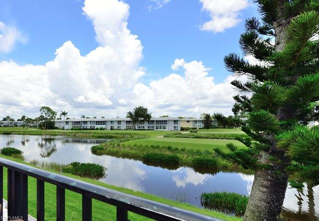 229 Palm DR 229-2, Naples, FL 34112
