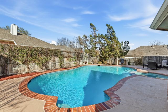 633 Cherry Tree Drive, Keller, TX 76248