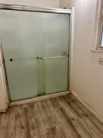 72 S Newcomb Street, Porterville, CA 93257