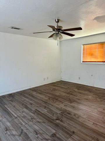 72 S Newcomb Street, Porterville, CA 93257