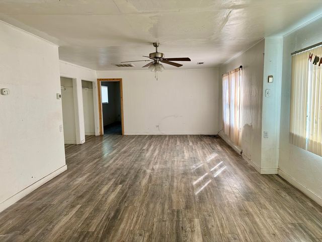 72 S Newcomb Street, Porterville, CA 93257