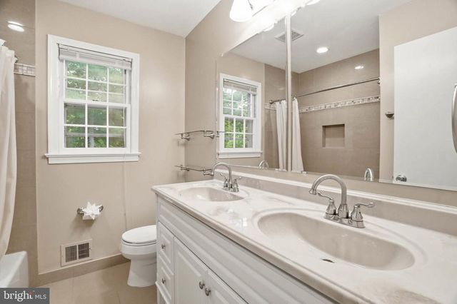 797 PRINCETON PL, Rockville, MD 20850