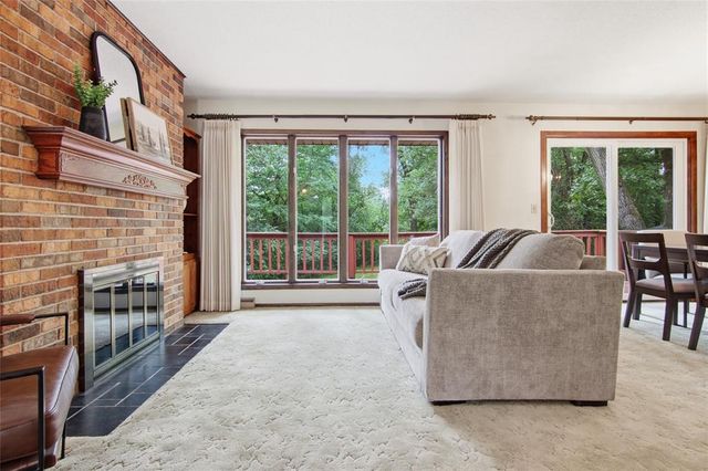 2719 E Deblene Lane, Eau Claire, WI 54703
