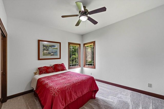 W144N9912 Sun Valley TRAIL, Germantown, WI 53022