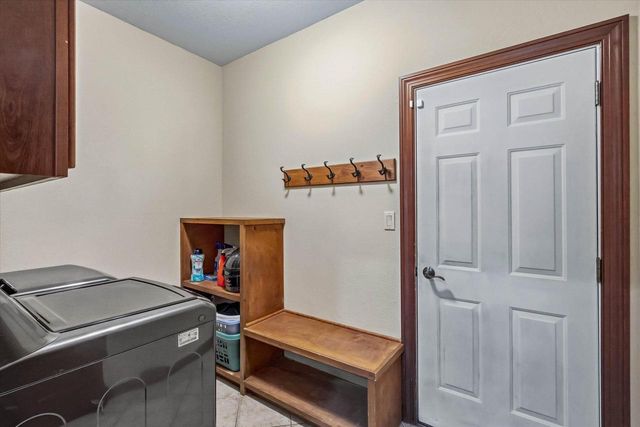 W144N9912 Sun Valley TRAIL, Germantown, WI 53022