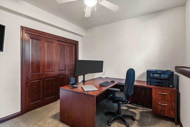 W144N9912 Sun Valley TRAIL, Germantown, WI 53022