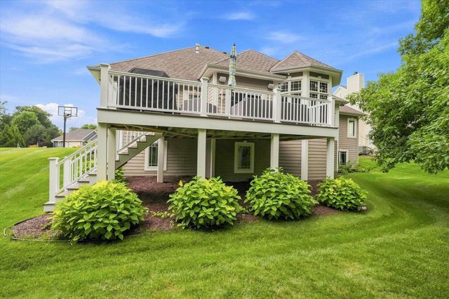 W144N9912 Sun Valley TRAIL, Germantown, WI 53022