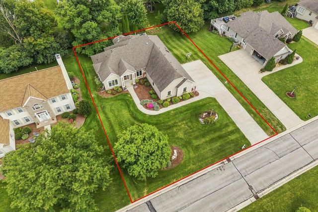 W144N9912 Sun Valley TRAIL, Germantown, WI 53022